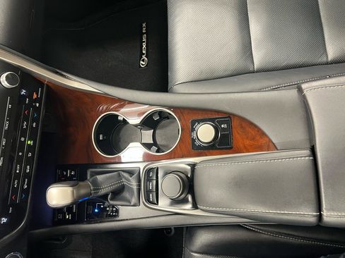 Used 2017 Lexus RX 350 FWD w/ Premium Package image 22