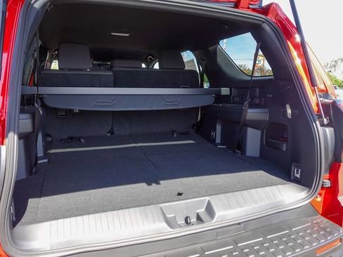 New 2026 Toyota 4Runner SR5 image 31