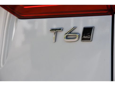 Used 2021 Volvo XC60 T6 Inscription AWD/4WD image 29