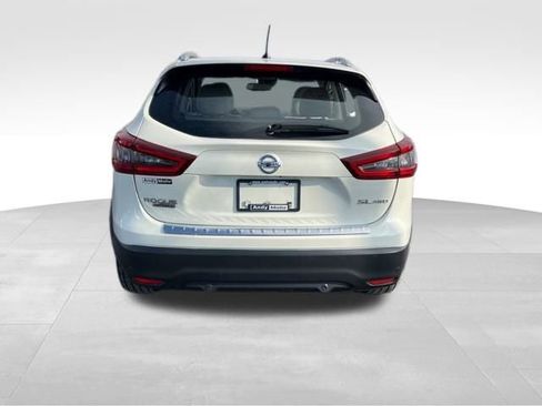 Used 2022 Nissan Rogue Sport SL w/ Premium Package image 6