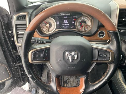 Used 2019 RAM 1500 Laramie Longhorn image 10