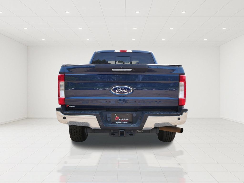 Certified 2019 Ford F250 Lariat RWD image 5