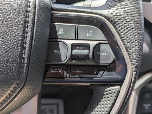 Used 2024 Toyota Tundra Limited image 16