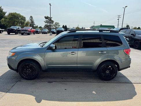 Used 2010 Subaru Forester 2.5XT Limited image 6