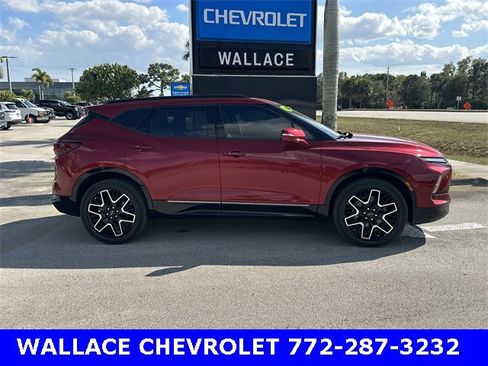 Certified 2023 Chevrolet Blazer RS w/ Driver Confidence II Package image 5