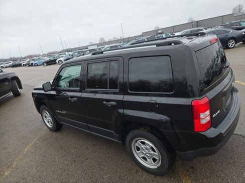 Used 2016 Jeep Patriot Sport image 3