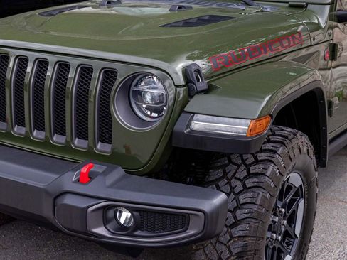Used 2021 Jeep Wrangler Unlimited Rubicon AWD/4WD image 35