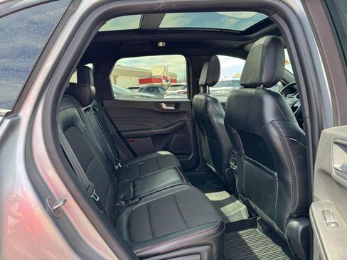 Used 2023 Ford Escape ST-Line w/ Tech Pack #1 AWD/4WD image 10