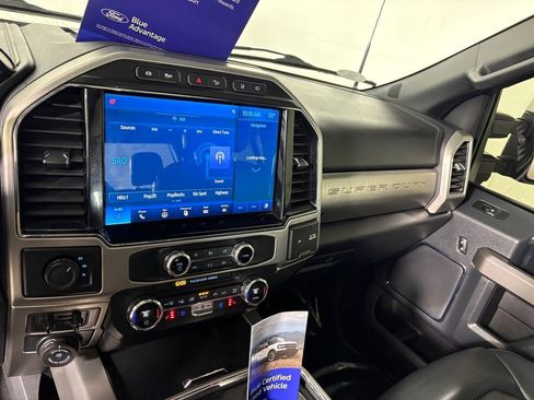Certified 2022 Ford F450 Platinum w/ FX4 Off-Road Package AWD/4WD image 17