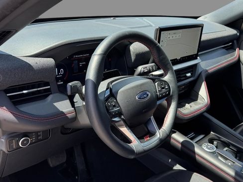 Used 2025 Ford Explorer ST AWD/4WD image 6