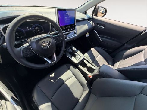 New 2026 Toyota Corolla Cross XLE FWD image 9