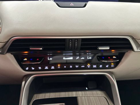 Certified 2024 MAZDA CX-90 Plug-In Hybrid w/ Premium Plus AWD/4WD image 41