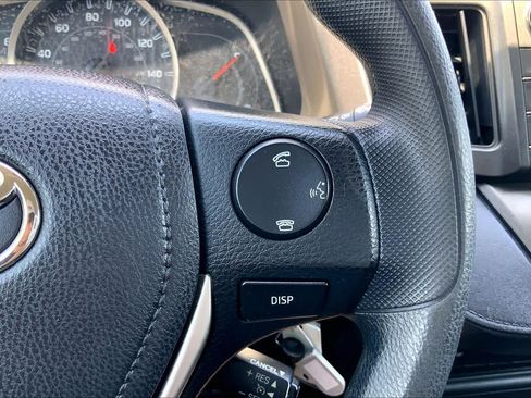 Used 2014 Toyota RAV4 LE FWD image 24