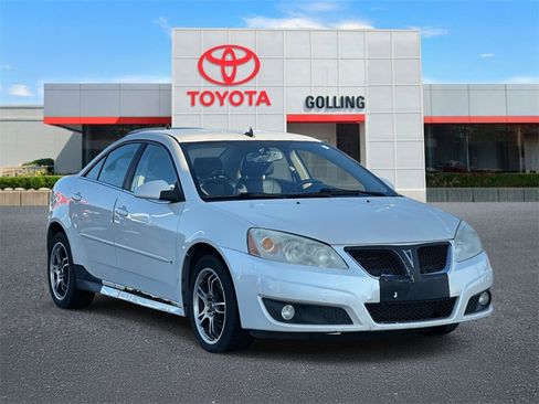Used 2009 Pontiac G6 Sedan w/ Sport Package 2 image 7
