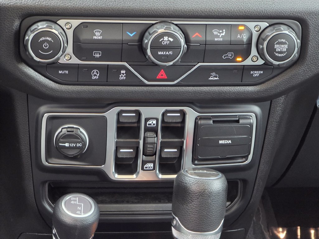 New 2026 Jeep Gladiator Sport AWD/4WD image 30