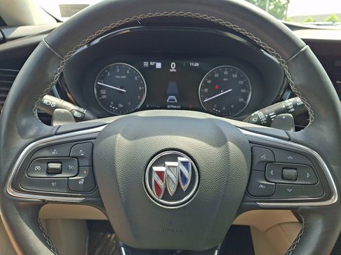 Used 2021 Buick Envision Avenir AWD/4WD image 19