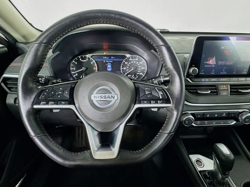 Used 2020 Nissan Altima 2.5 SR w/ Premium Package AWD/4WD image 11
