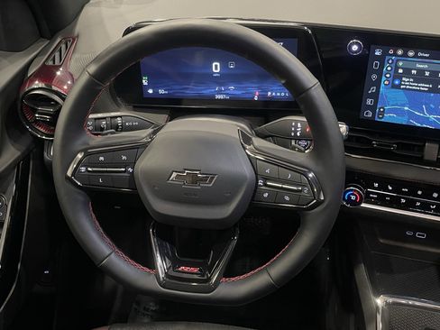 Used 2025 Chevrolet Equinox RS w/ Safety and Technology Package image 20