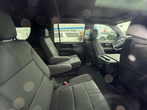 New 2025 Chevrolet Suburban RST w/ RST Capability Package image 3