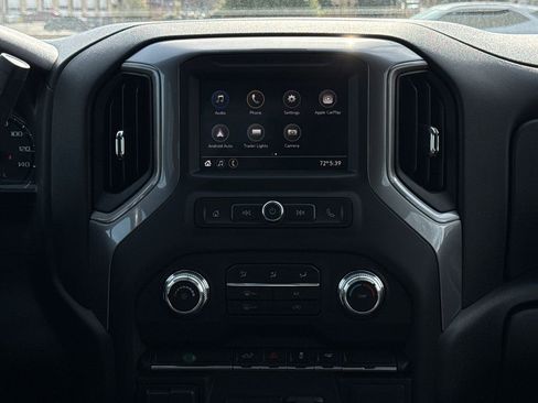 Used 2022 GMC Sierra 2500 Pro w/ Convenience Package image 18