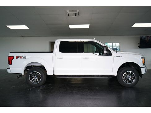 Used 2018 Ford F150 XLT w/ Equipment Group 302A Luxury image 8