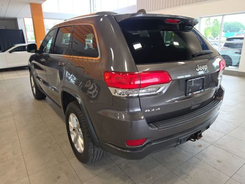 Used 2014 Jeep Grand Cherokee Laredo w/ 18" Wheel & 8.4" Radio Group AWD/4WD image 11