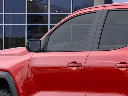 New 2026 GMC Canyon Elevation w/ Convenience Package image 12