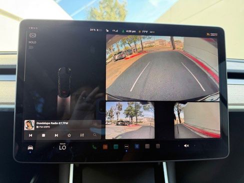 Used 2021 Tesla Model Y Long Range image 17