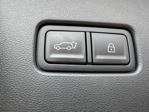 Used 2026 Hyundai Palisade Limited AWD/4WD image 19