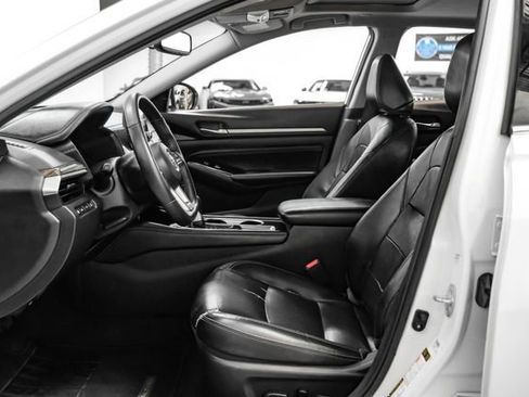 Used 2020 Nissan Altima 2.0 Platinum image 4