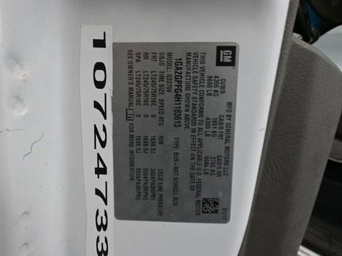 Used 2017 Chevrolet Express 3500 LT w/ LT Preferred Equipment Group image 45