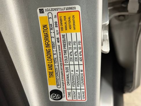 Certified 2020 Chevrolet Malibu LT FWD image 24