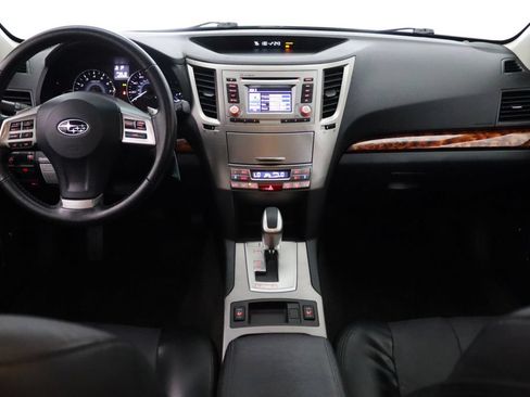 Used 2012 Subaru Outback 2.5i Limited w/ Moonroof Pkg AWD/4WD image 17