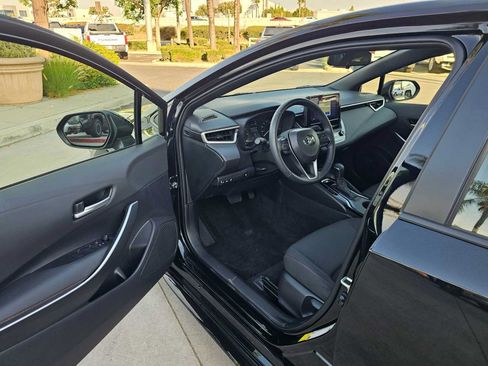 Certified 2024 Toyota Corolla SE w/ SE Package FWD image 19