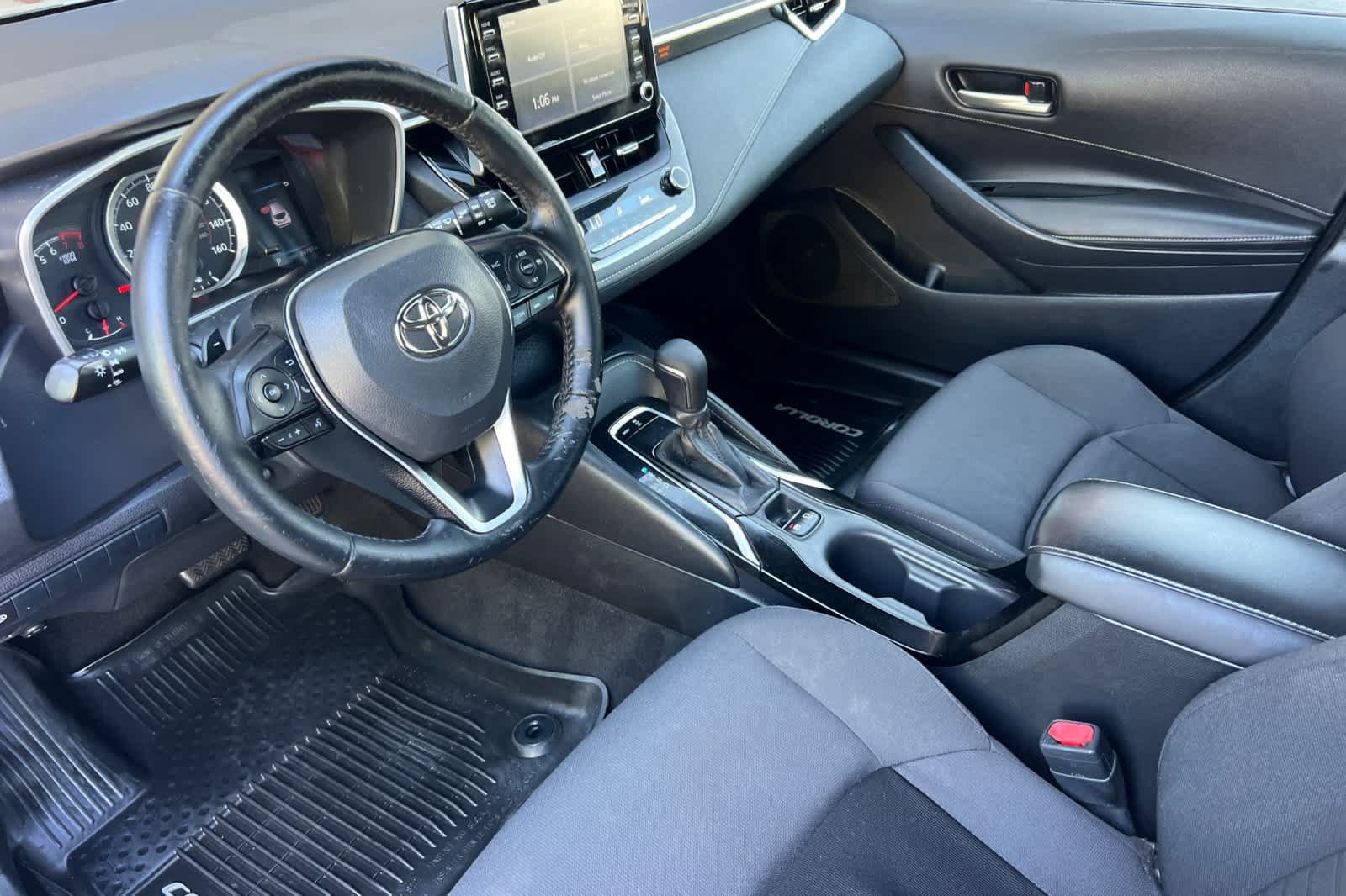 Used 2019 Toyota Corolla SE FWD image 11