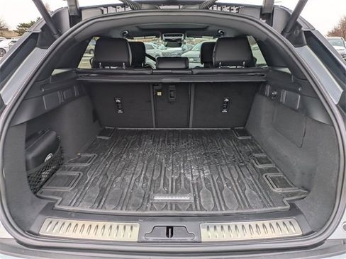 Used 2024 Land Rover Range Rover Velar Dynamic SE image 16