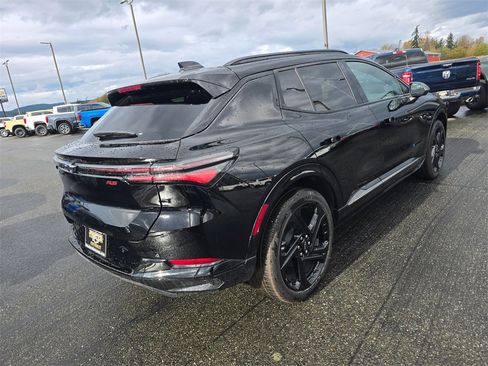 New 2026 Chevrolet Equinox EV RS image 4