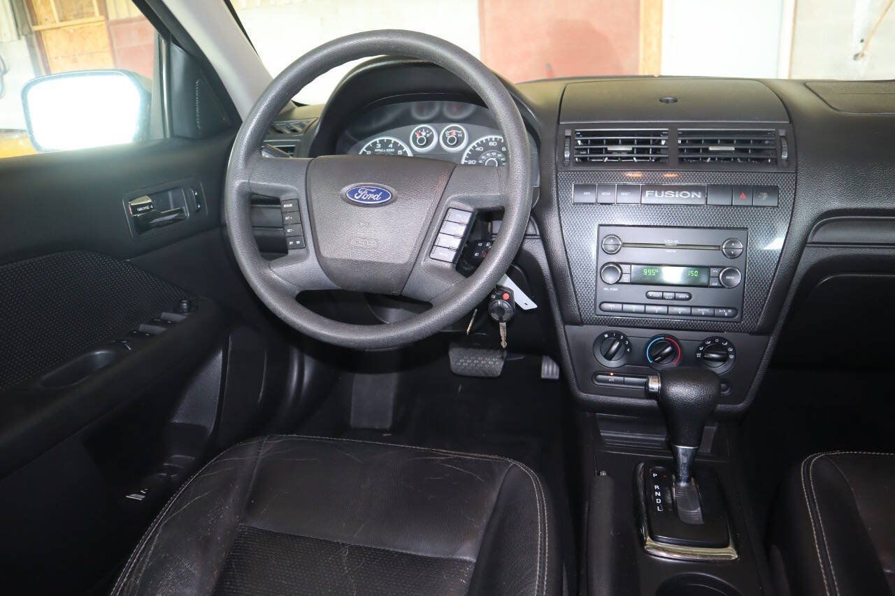 Used 2008 Ford Fusion SE FWD image 27