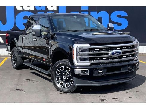 Used 2024 Ford F350 Platinum image 2