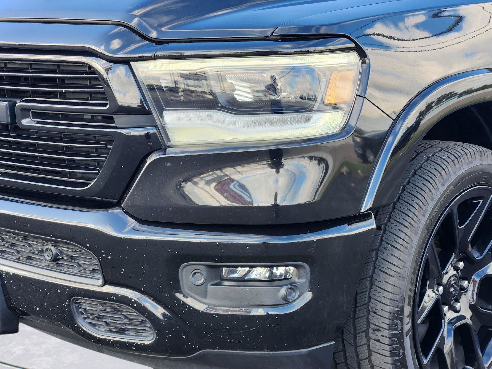 Used 2022 RAM 1500 Laramie AWD/4WD image 9