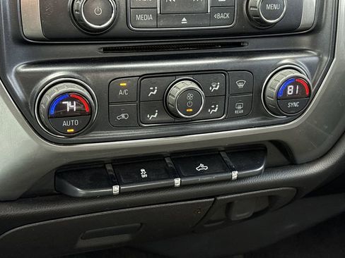 Certified 2018 Chevrolet Silverado 1500 LT w/ All Star Edition image 19