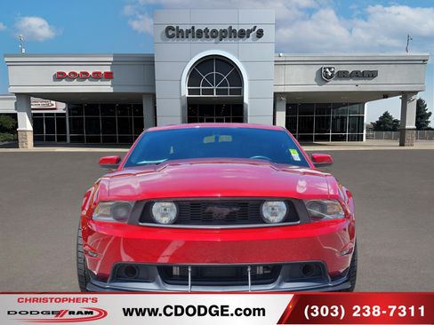 Used 2010 Ford Mustang GT RWD image 8