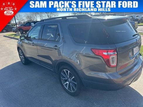 Used 2015 Ford Explorer XLT w/ Equipment Group 202A image 7