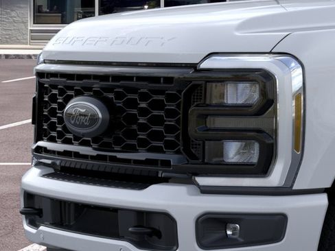 New 2026 Ford F350 Lariat w/ Black Appearance Package AWD/4WD image 17