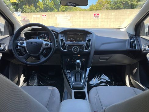 Used 2015 Ford Focus Electric Hatchback image 16