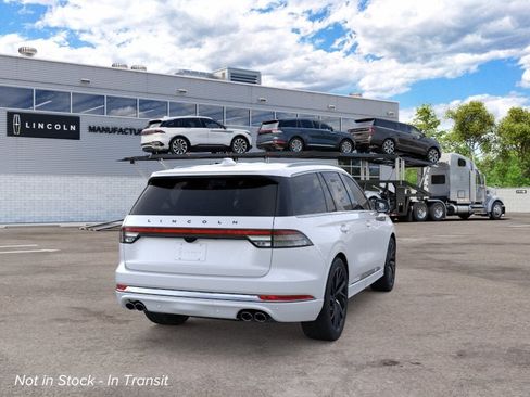New 2026 Lincoln Aviator Black Label w/ Dynamic Handling Package AWD/4WD image 8