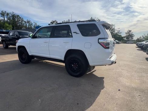 Used 2024 Toyota 4Runner TRD Off-Road Premium w/ Moonroof Package AWD/4WD image 4