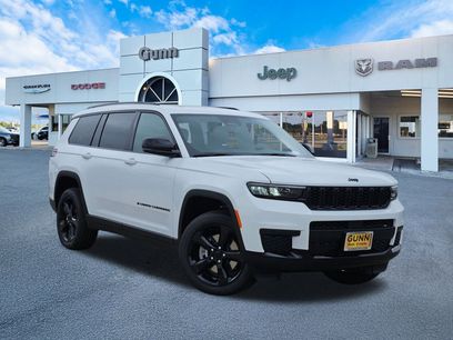 New 2025 Jeep Grand Cherokee L Altitude