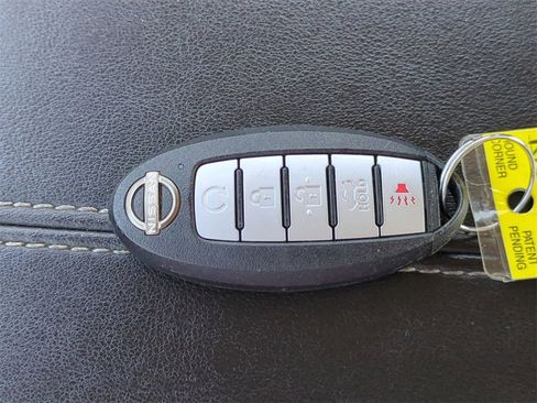 Used 2024 Nissan Altima 2.5 SV image 33