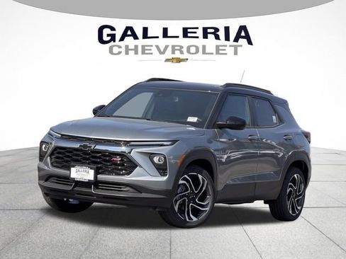 New 2026 Chevrolet TrailBlazer RS w/ Convenience Package FWD image 2